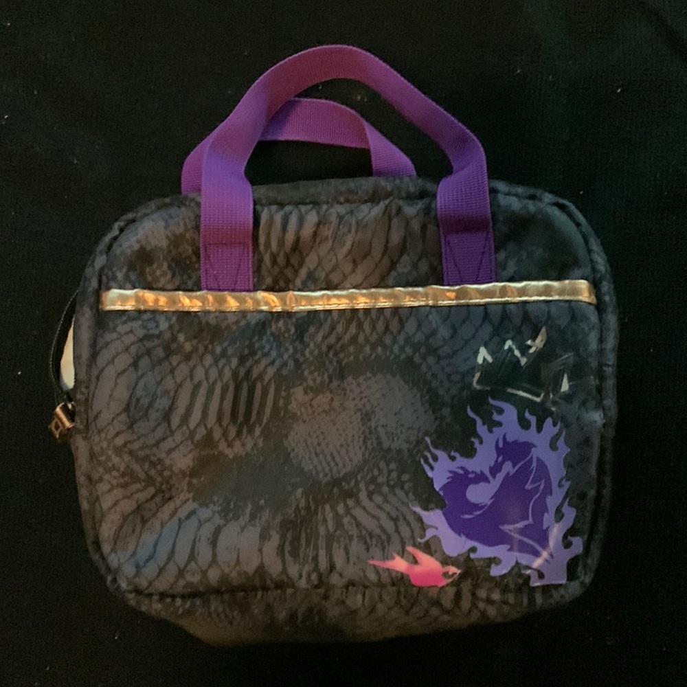 Kid’s Disney Descendants Lunch box